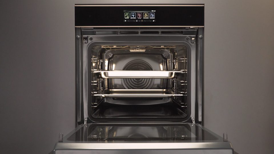 SMEG SO6606WAPNR