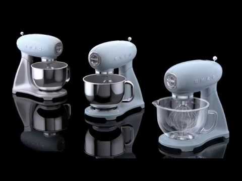 Video officielle Smeg France Officiel - Robots sur socle SMEG - SMF02 / SM03 / SMF13