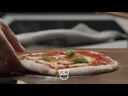 Video officielle V-ZUG  - Four & four à vapeur V-ZUG: cuisson de la pizza  de la quiche et des tartes avec PizzaPlus