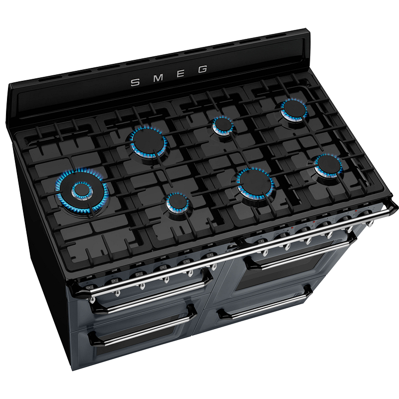 Piano de cuisson Smeg TR4110GR, 7 feux gaz dont brûleur wok, 3 fours électriques, 61 L, écran, programmateur