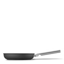 Poêle SMEG FPF2402BLM de 24 cm, revêtement céramique sans PFAS, tous feux dont induction, finition noir mat